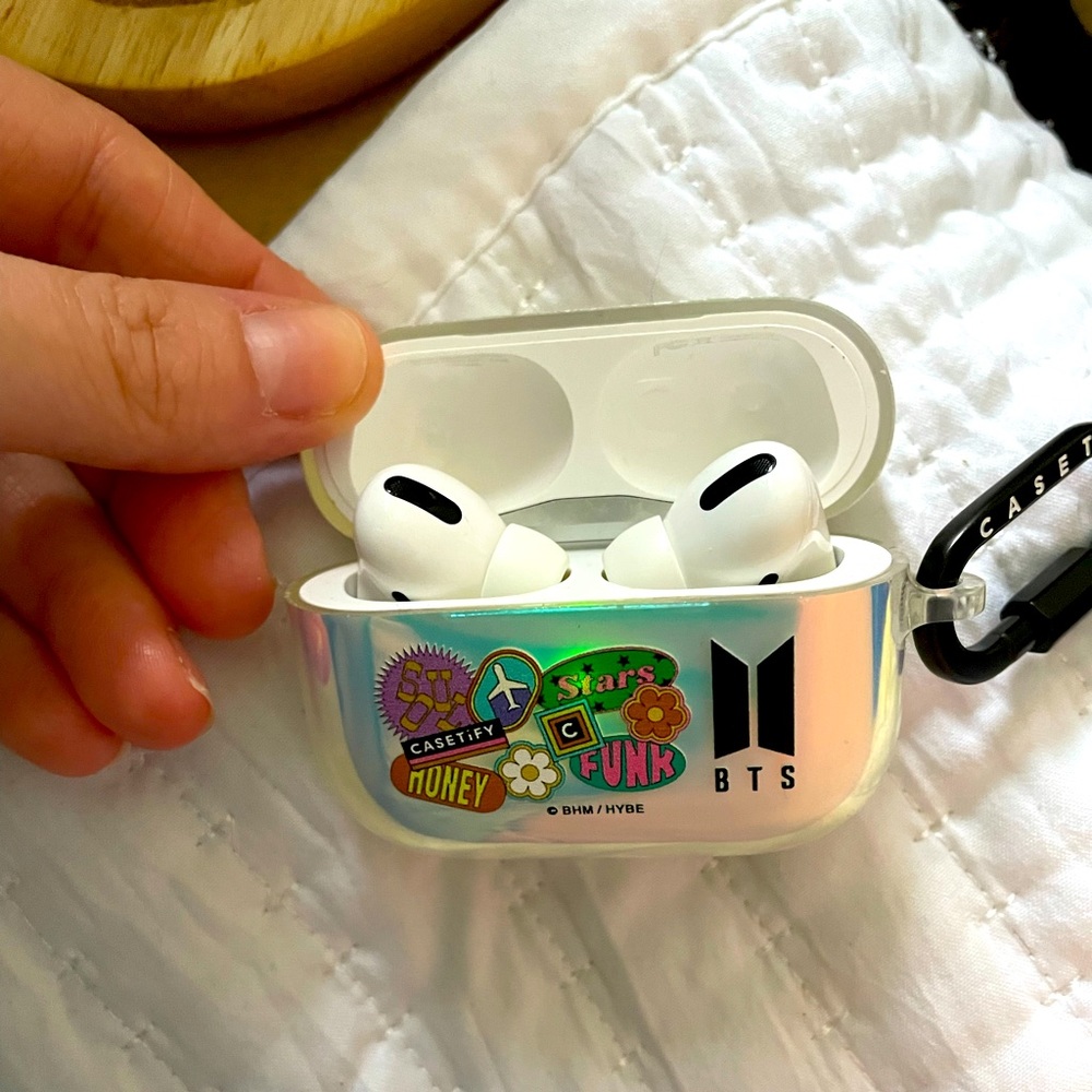 Caseify BTS AirPods Pro case - iridescent